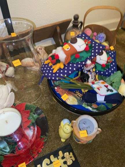 Assortment of Decor