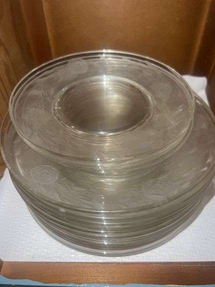 Assortment of Clear Glass Plates