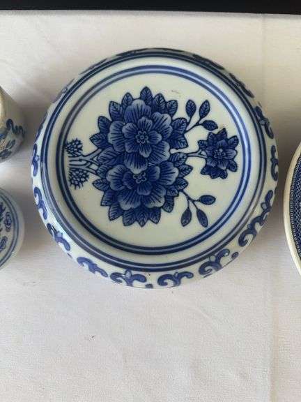 Cake Stand, Salad Dish, Envelope Dish, (2) Reed Diffuser