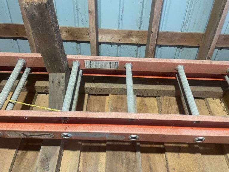 26 ft. Aluminum Extension ladder & parts wooden ladder