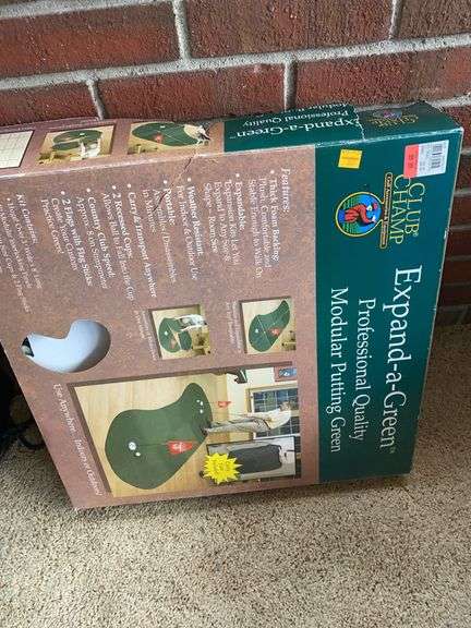 Club Champ Expand-a-Green Professional Quality Modular Putting Green