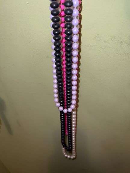 Assorted Women’s Costume Necklaces