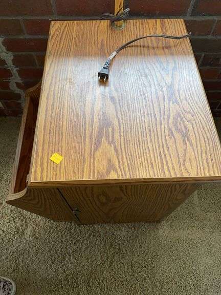 Wooden Side Table with Lamp