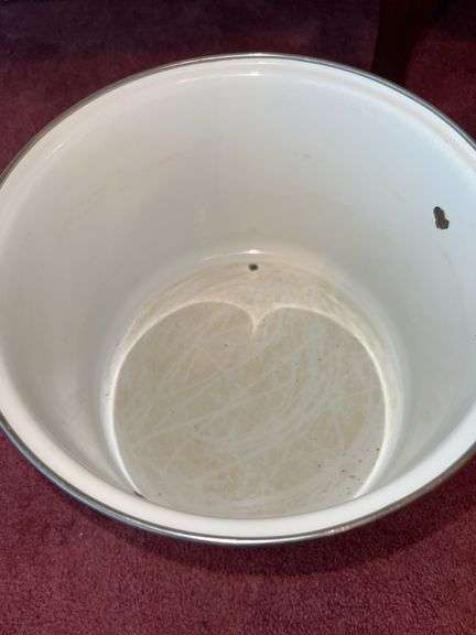 Unmarked Red Stock Pot, West Bend Electric Wok (NO CORD)