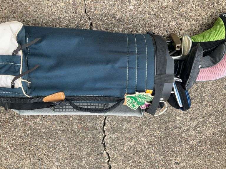Silver Scot Golf Bag with Clubs