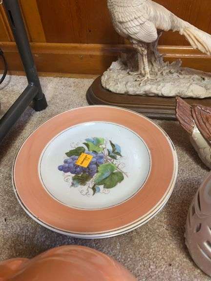 Assortment of Decor