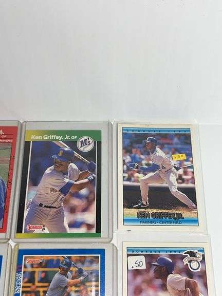 (8) Ken Griffey Jr. Trading Cards