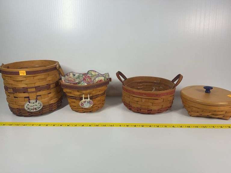Longaberger Catch All Basket with Wooden Lid, Longaberger Round Basket with Leather Handles, Longabe