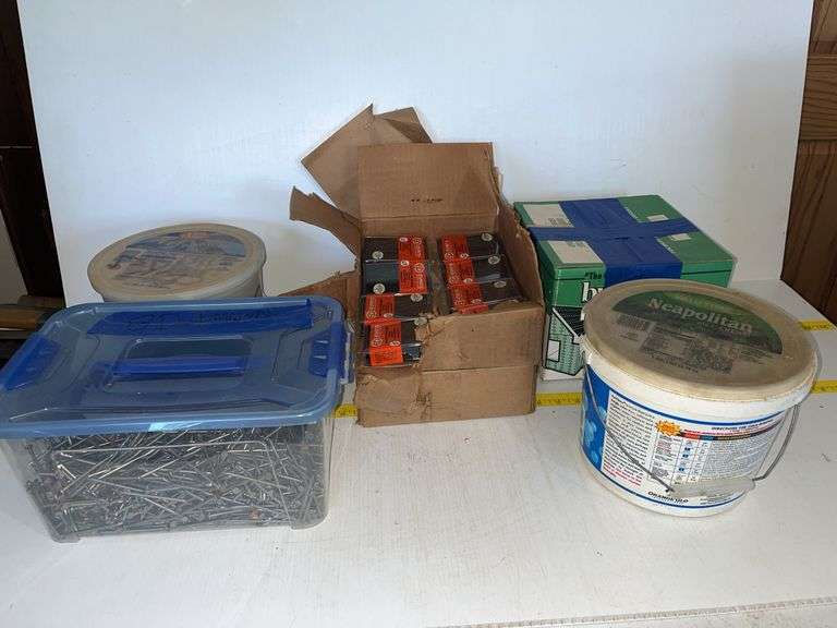 Roof Tacks, Box Nails, Regular Nails