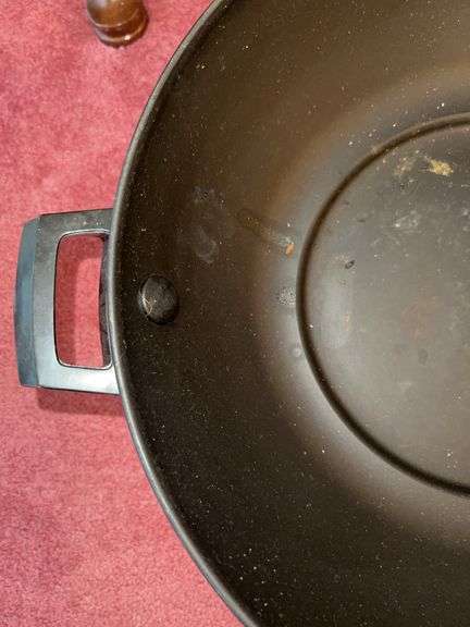 Unmarked Red Stock Pot, West Bend Electric Wok (NO CORD)