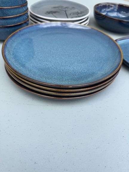 Reactive Glaze Stoneware Dinner Plates