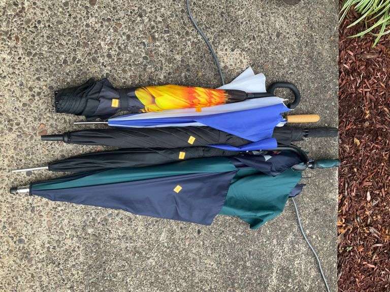 5 Umbrellas