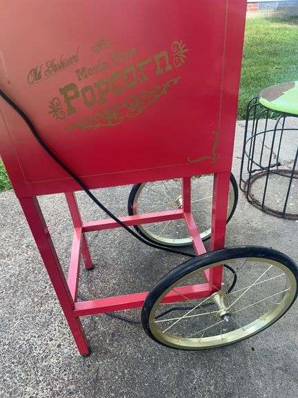 Old Fashioned Movie Time Popcorn Machine