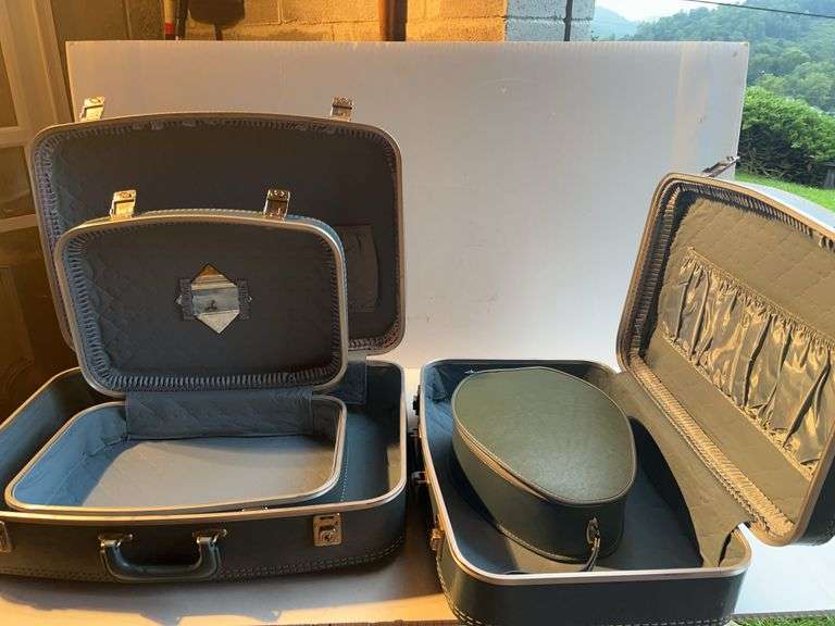4 Pack Mid Century Suitcase Set