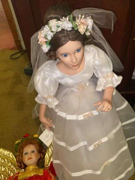 Seymour Mann Connoisseur Collection Christmas Angel Porcelain Doll, Ashton Drake 1999 Bridal Porcela