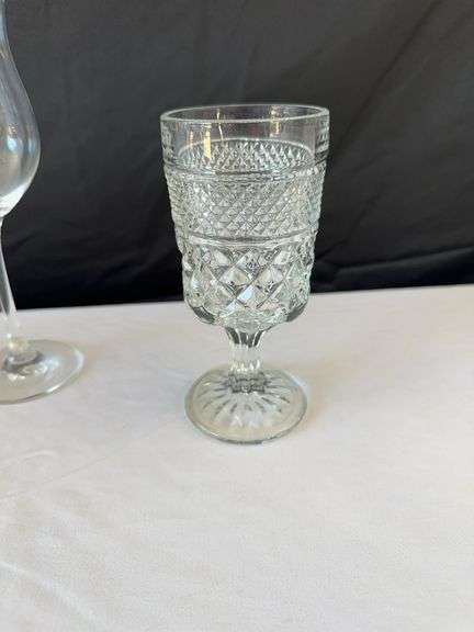 (21) Wine Glasses/Glasses