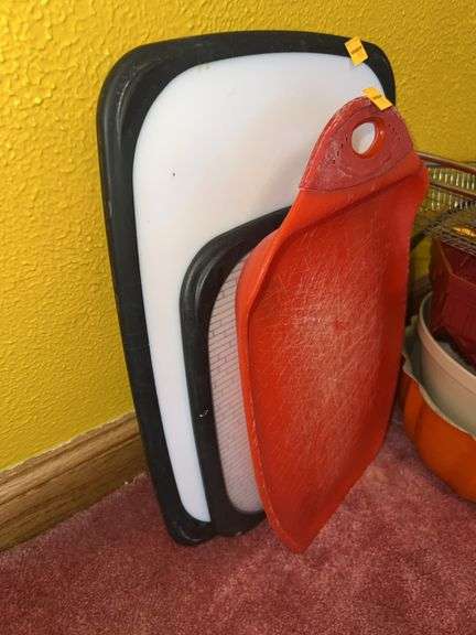 Assorted Kitchen Supplies