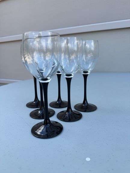 (22) Nocturne Wine Glasses