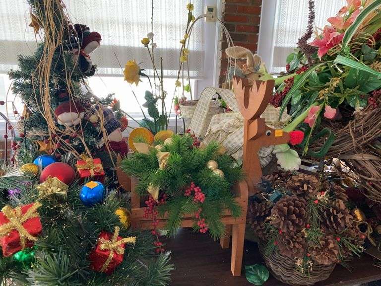 Misc. Decor Lot