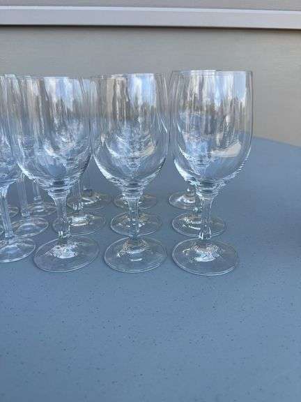 (19) Stemware Glasses