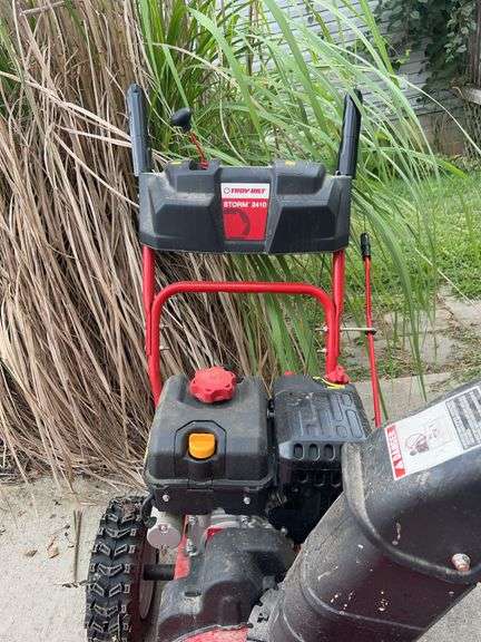 Troy-Bilt Storm 2410 Self-Propelled Gas Snow Blower