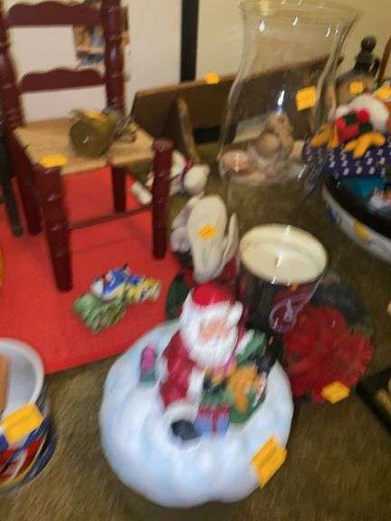 Assortment of Decor