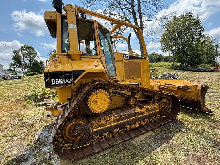 Cat D5N LGP Bulldozer , 130” Blade