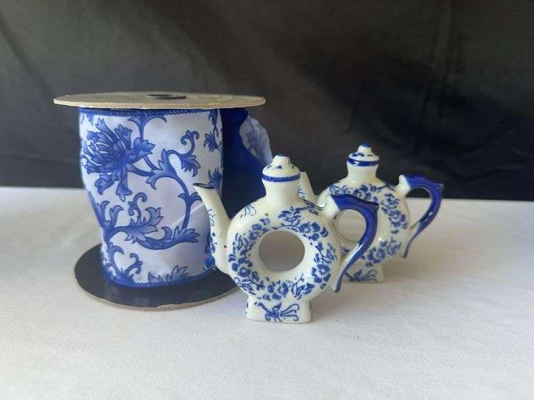 Cake Stand, Salad Dish, Envelope Dish, (2) Reed Diffuser