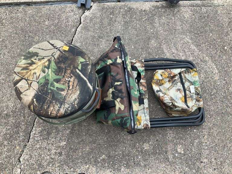 Cabelas 5 Gallon Bucket Swivel Seat, Camouflage Folding Seat, Camouflage Cooler with Thermos