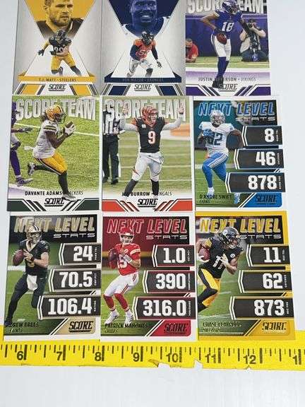 (9) Football Trading Cards