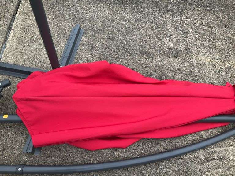 10’ Cantilever Outdoor Umbrella