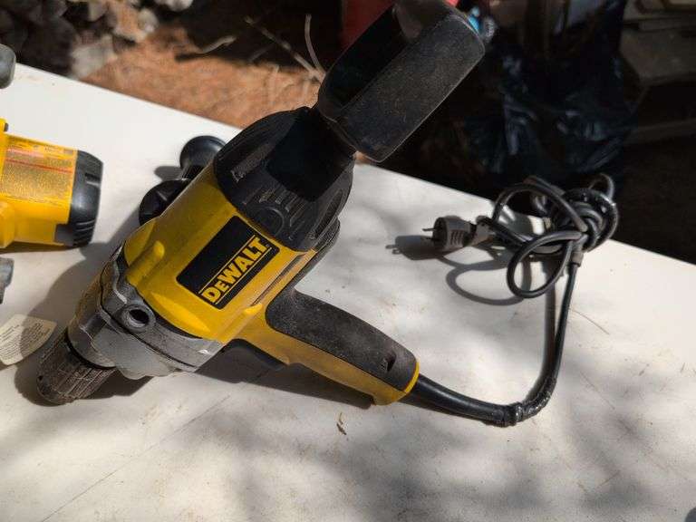 DeWalt 5.5" circular saw and power drill