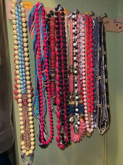 Assorted Women’s Costume Necklaces