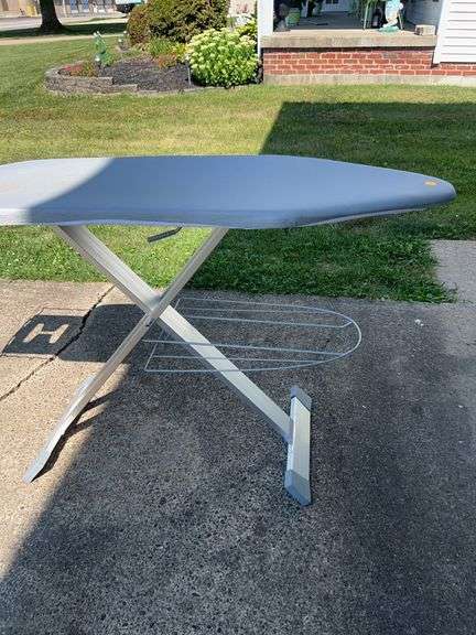 Pop Up Metal Ironing Board