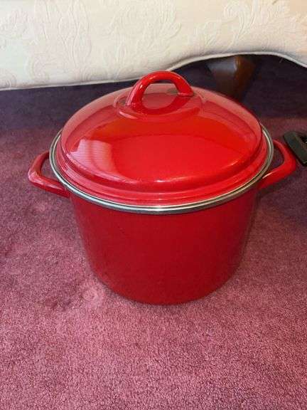 Unmarked Red Stock Pot, West Bend Electric Wok (NO CORD)