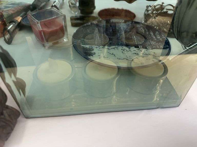 Pottery Barn Clock, Wax Warmer, Ronda Decor Plate, and other misc.