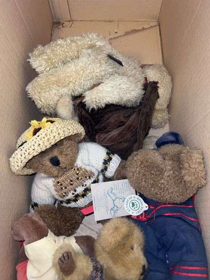 Assortment of Boyd’s Bears