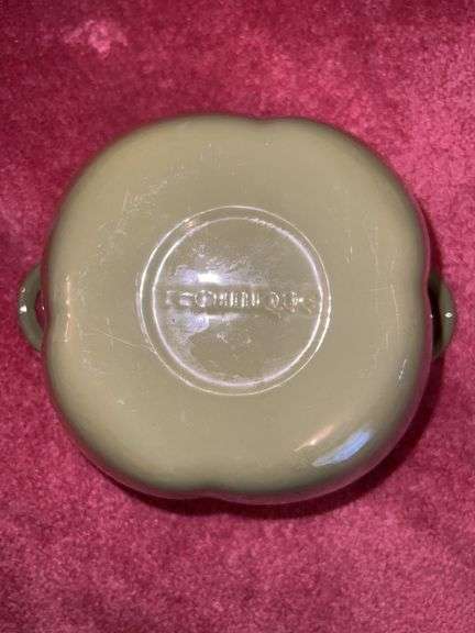 Pfaltsgraff Covered Casserole Dish, Cast Iron Green Pepper Cookware, Porcelain Pitcher