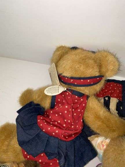 Box of Boyds Bears Collection