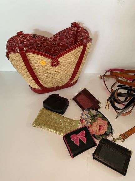 Woven Purse with Faux Leather Purse Straps and Wallets