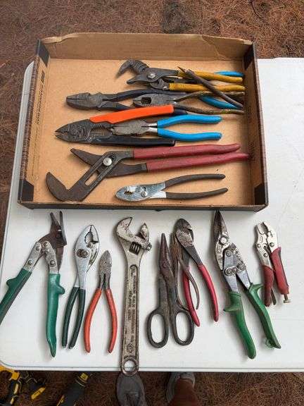 Flat of pliers, wrenches, snips, and other hand tools