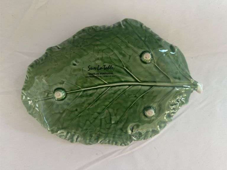 (6) Lg. Cabbage Plates, Bowl, and Serving Plate
