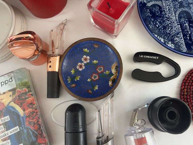 Pottery Barn Clock, Wax Warmer, Ronda Decor Plate, and other misc.