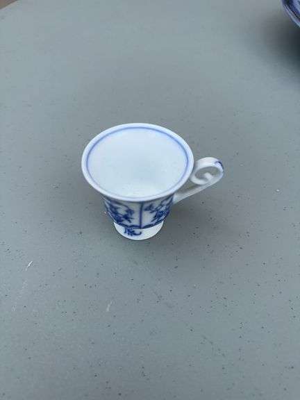 Blue and White Patterned Tea Pot w/ Sugar and Creamer, (2) Tea Cups w/ (2) Plates, and Serving Dish