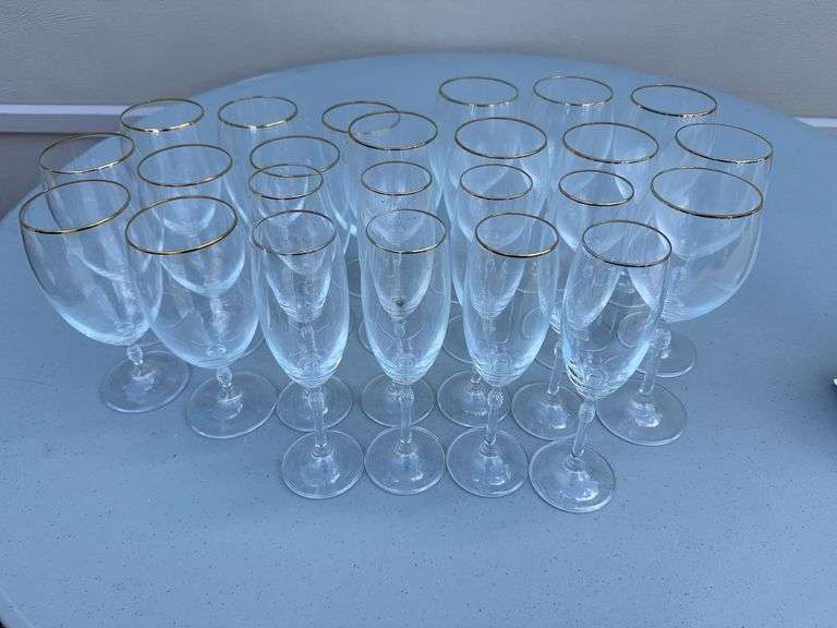 (24) Stemware