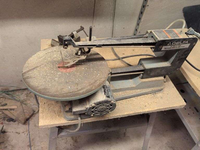 Delta 16" scroll saw and work stand