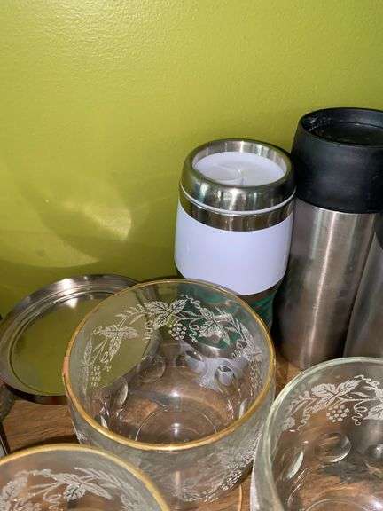 Assorted Glassware Lot