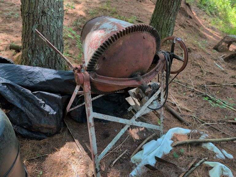 Concrete mixer - as is