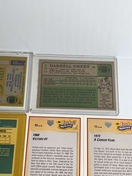 Assortment of Baseball Trading Cards