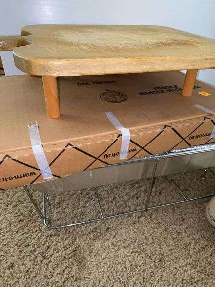 8pc Chafing Set, Hot Plate, Wooden Cutting Board and Stand, Pampered Chef Stone Baking Dish and Cutt